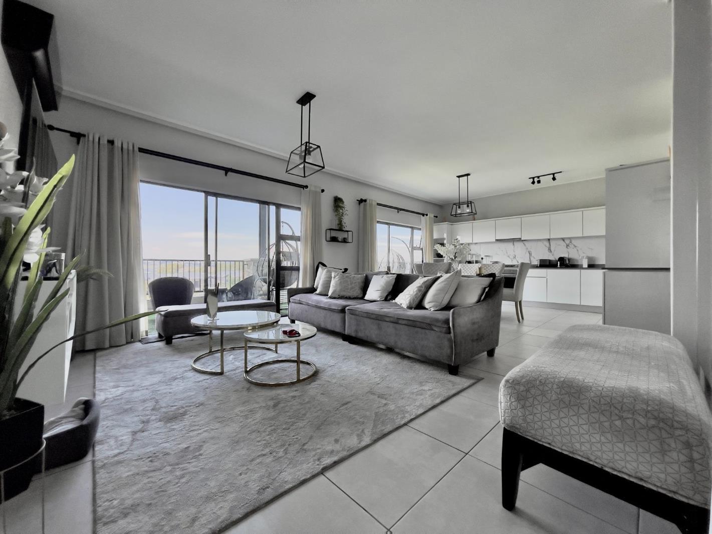 2 Bedroom Apartment in Waterfall