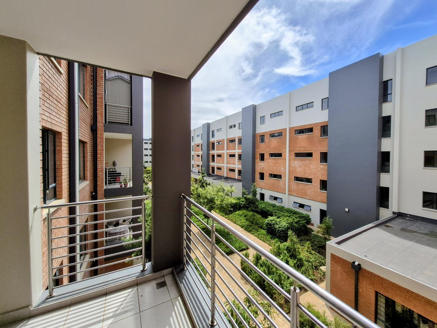 1 Bedroom Apartment in Waterkloof