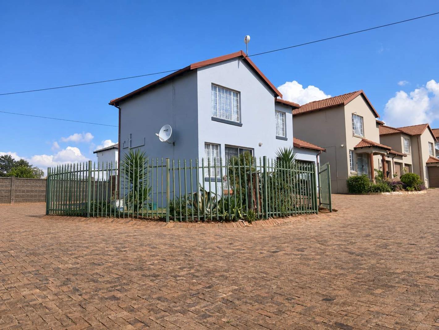 3 Bedroom House in Elandspark