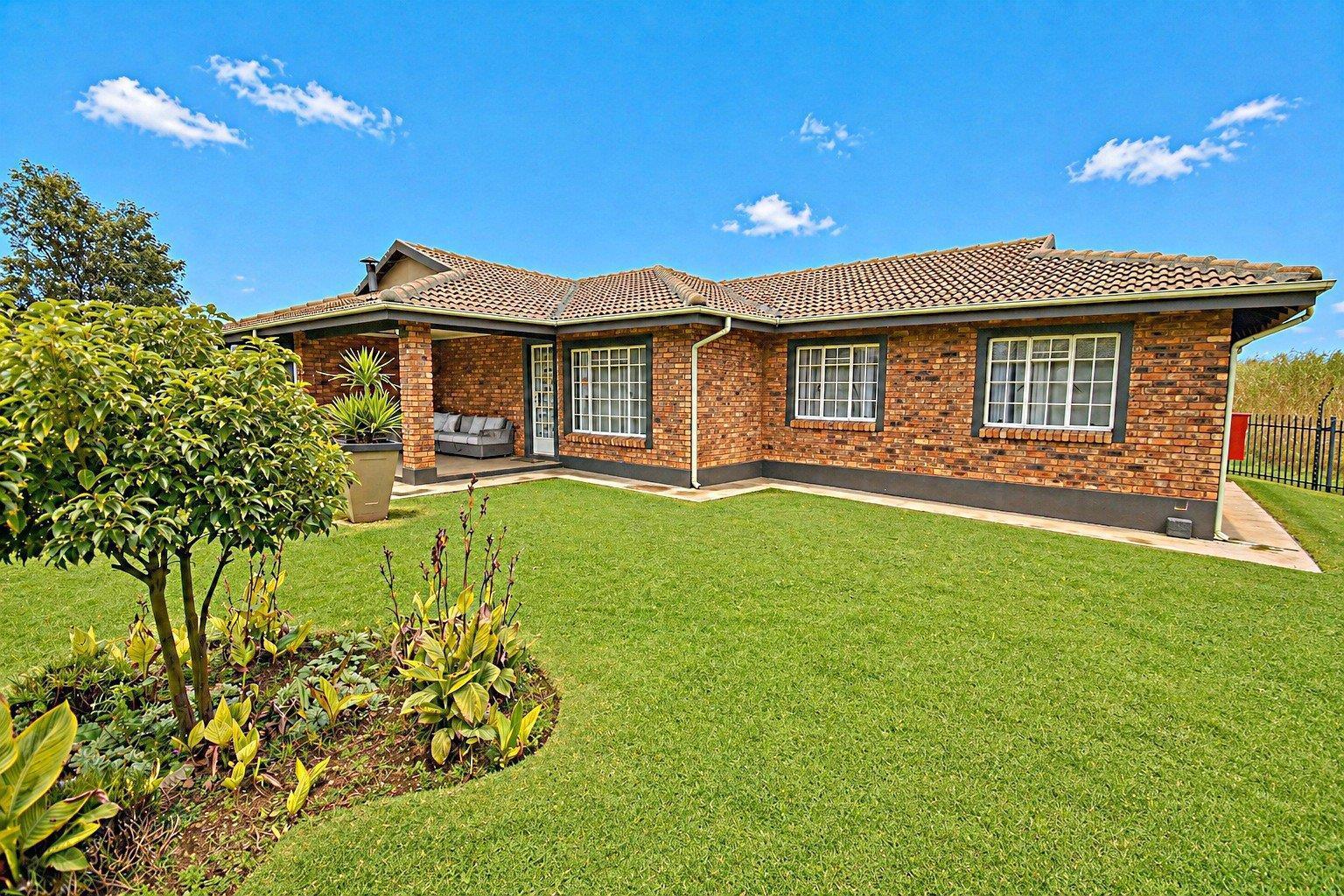 2 Bedroom Townhouse in Crystal Park