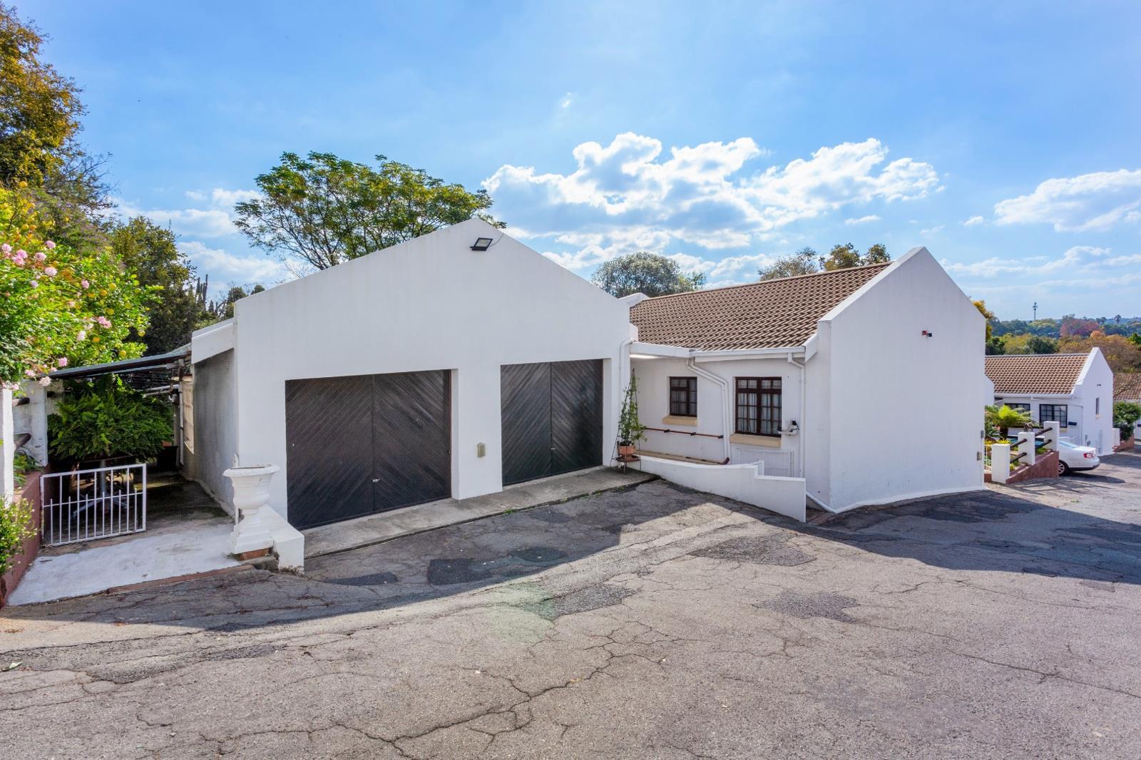 2 Bedroom Townhouse in Bromhof