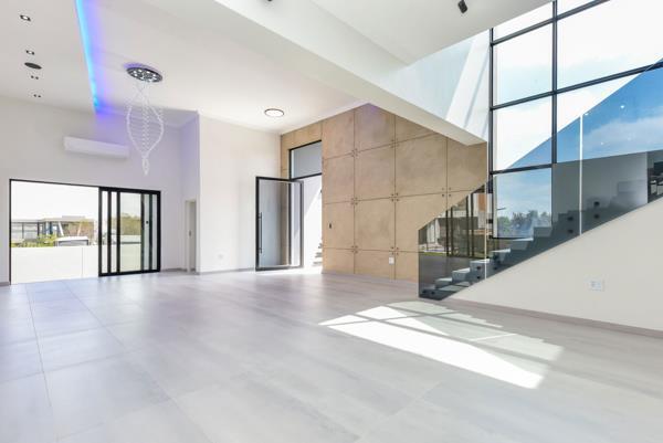 4 Bedroom House in Steyn City