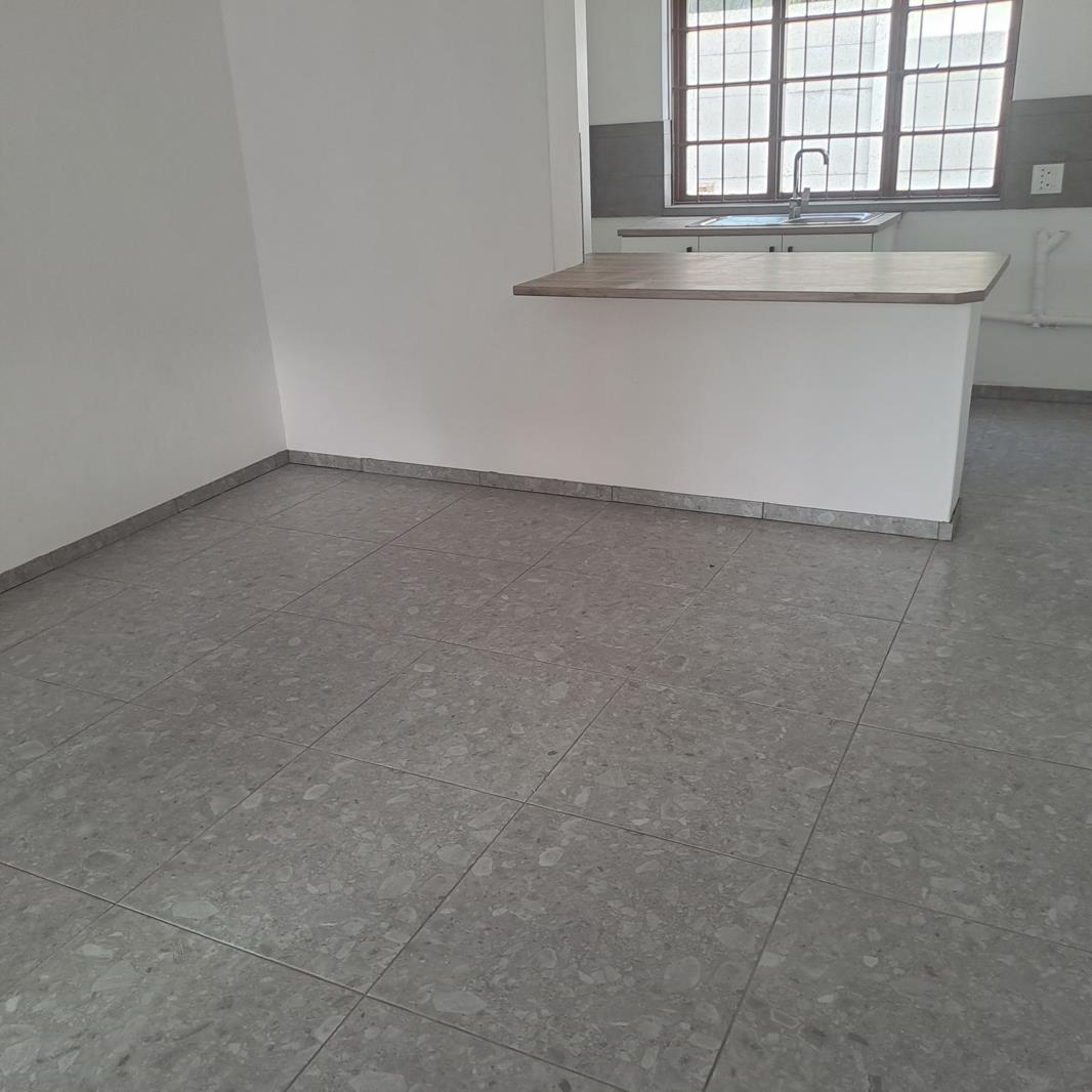 1 Bedroom Garden Cottage in Sybrand Park