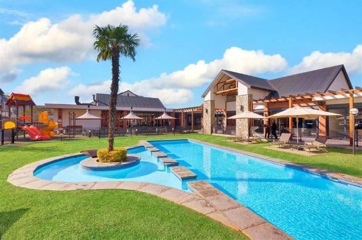 3 Bedroom Apartment in Olivedale