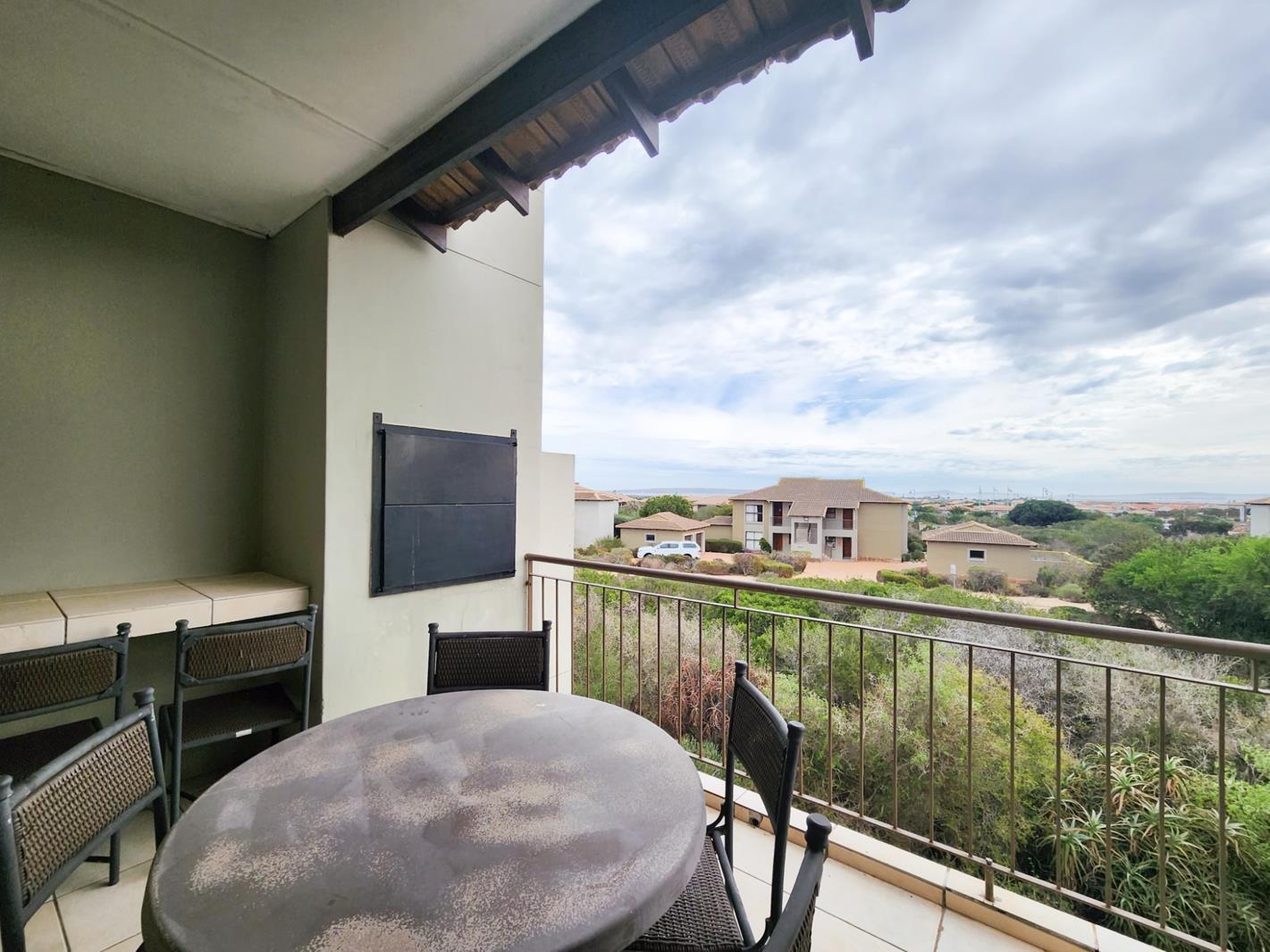 3 Bedroom Apartment in Langebaan Country Estate