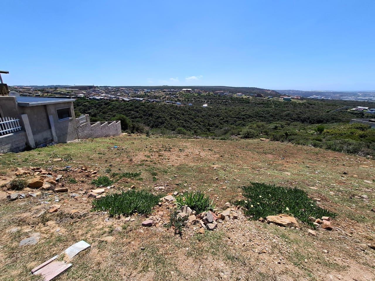 525 m² Land available in Mossel Bay Ext 26