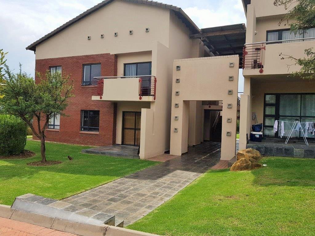 1 Bedroom Apartment in Jackal Creek Golf Estate