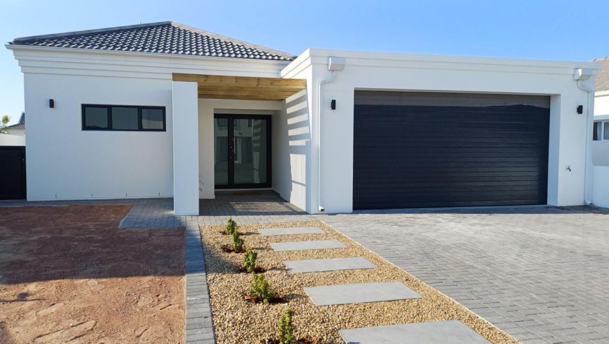 3 Bedroom House in Shelley Point