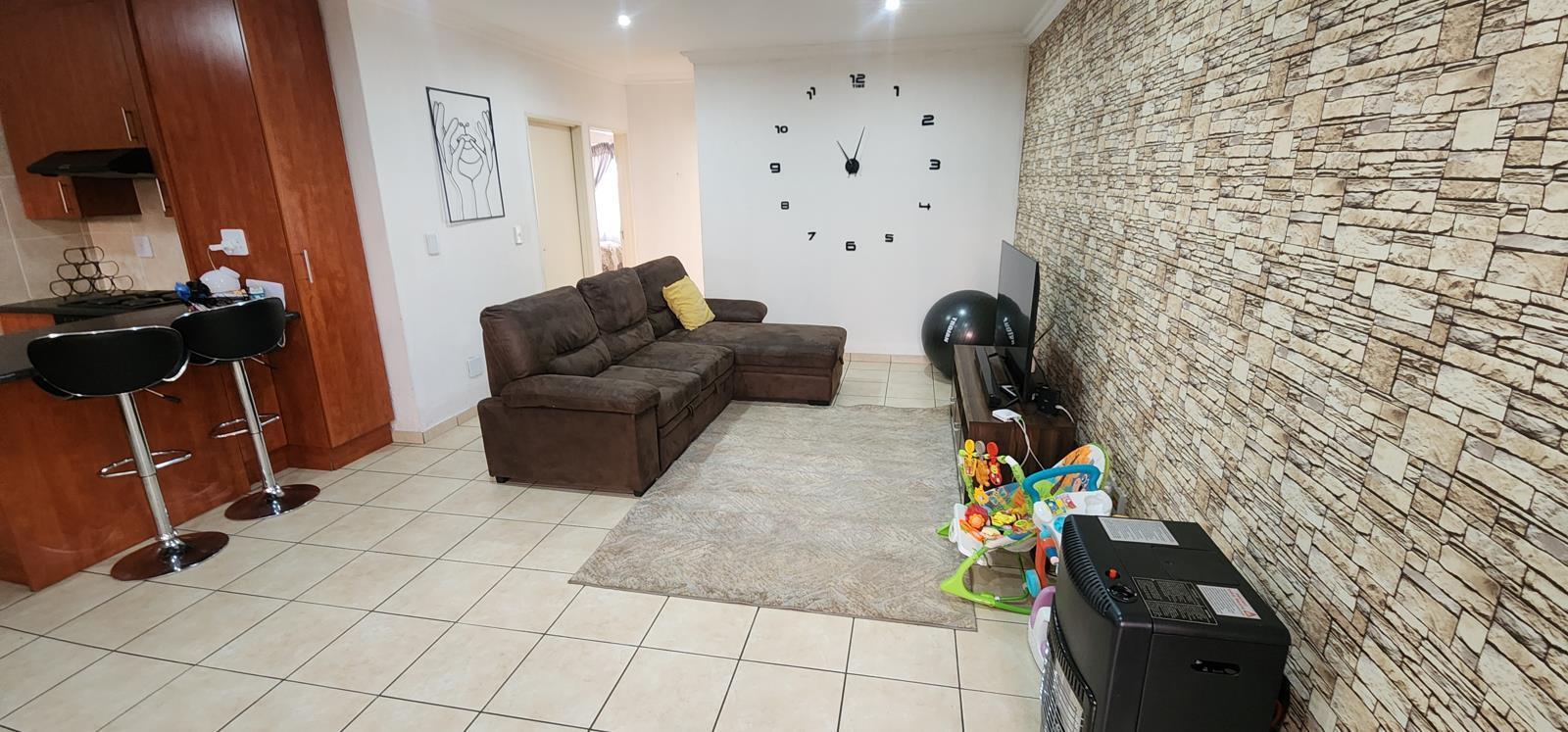 2 Bedroom Townhouse in Alberton