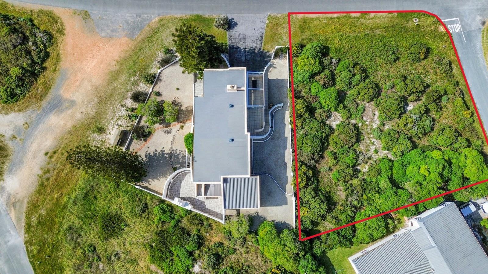987 m² Land available in Pearly Beach
