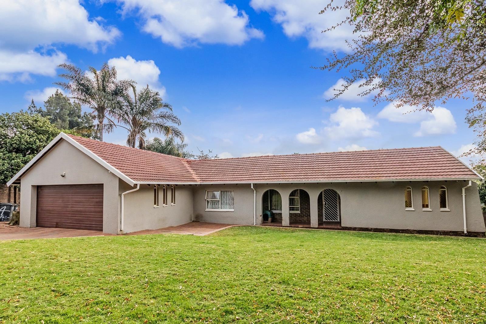 3 Bedroom House in Constantia Kloof