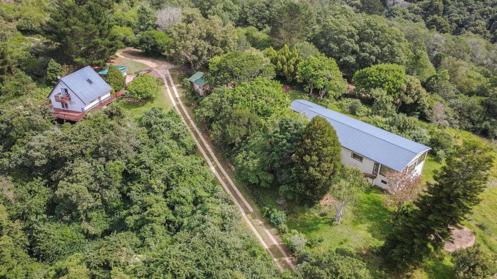 6 Bedroom House in Hoekwil