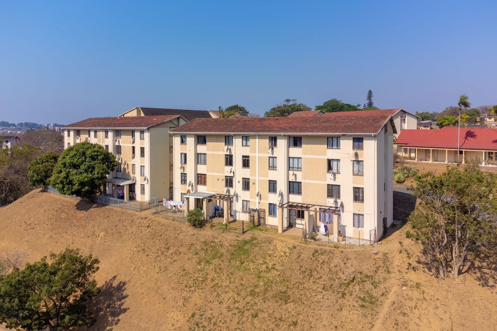 2 Bedroom Apartment in Bellair