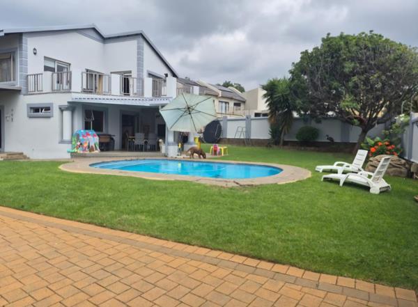 4 Bedroom House in Highveld