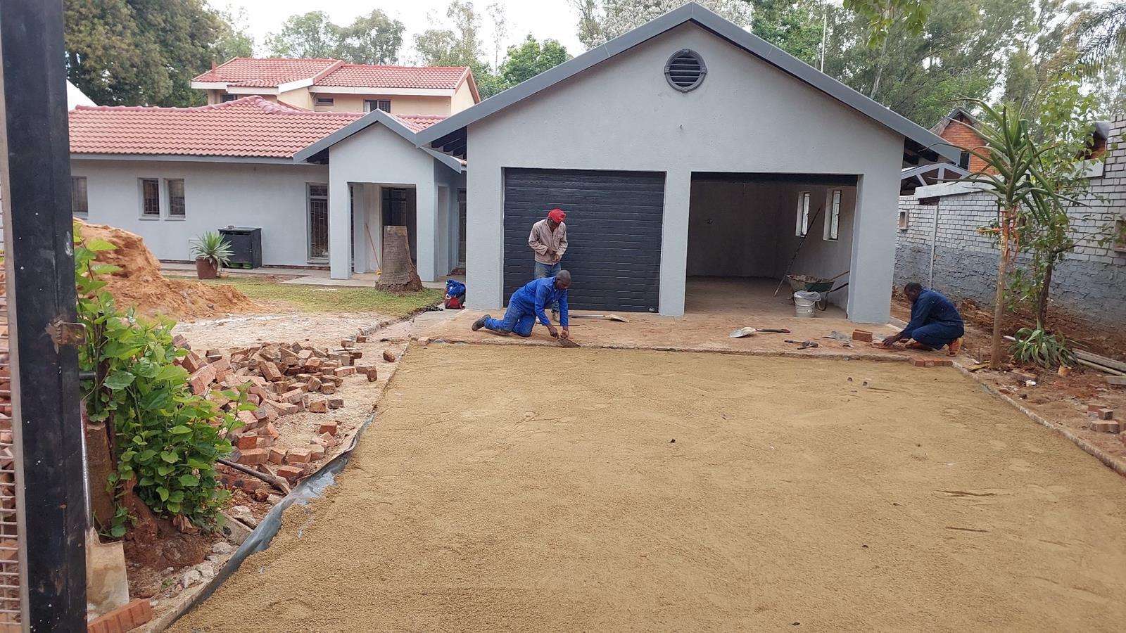 5 Bedroom House in Eldoraigne
