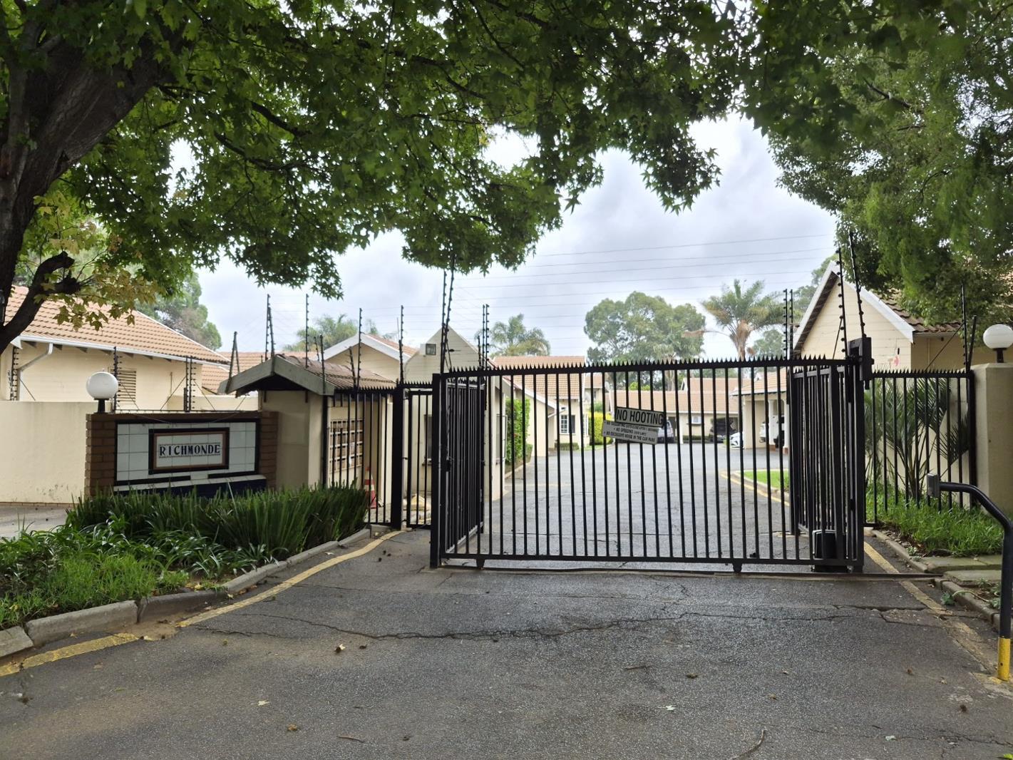 1 Bedroom Apartment in Ormonde