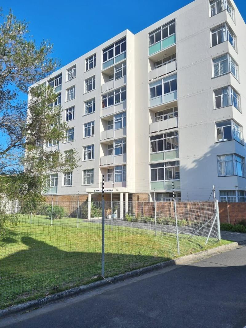 1 Bedroom Apartment in Kenilworth