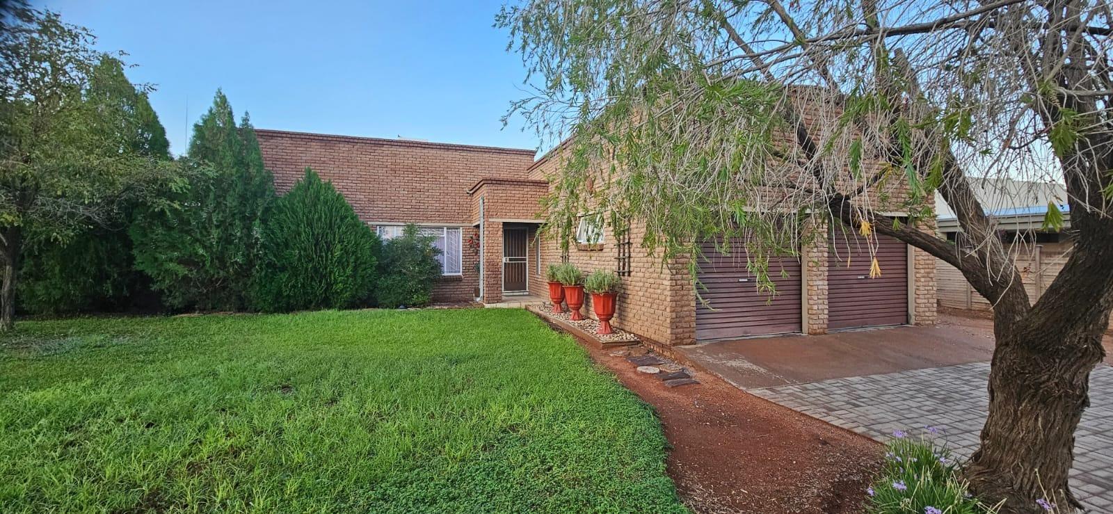 3 Bedroom House in Keidebees