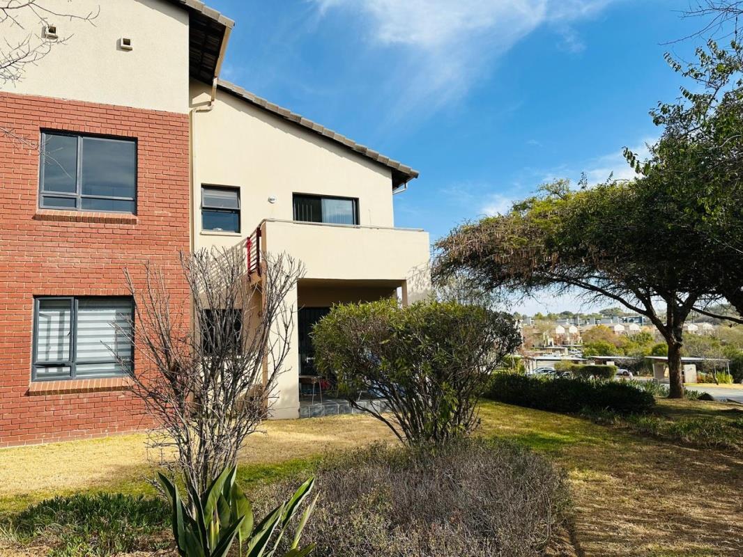 2 Bedroom Townhouse in Jackal Creek Golf Estate