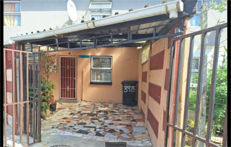 2 Bedroom House in Scottsdene