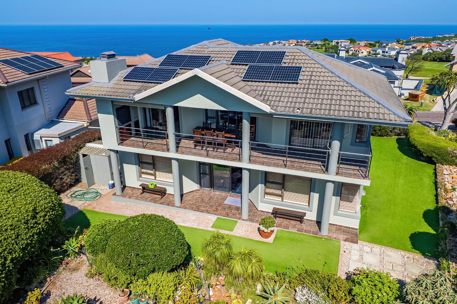 3 Bedroom House in Mossel Bay Golf Estate