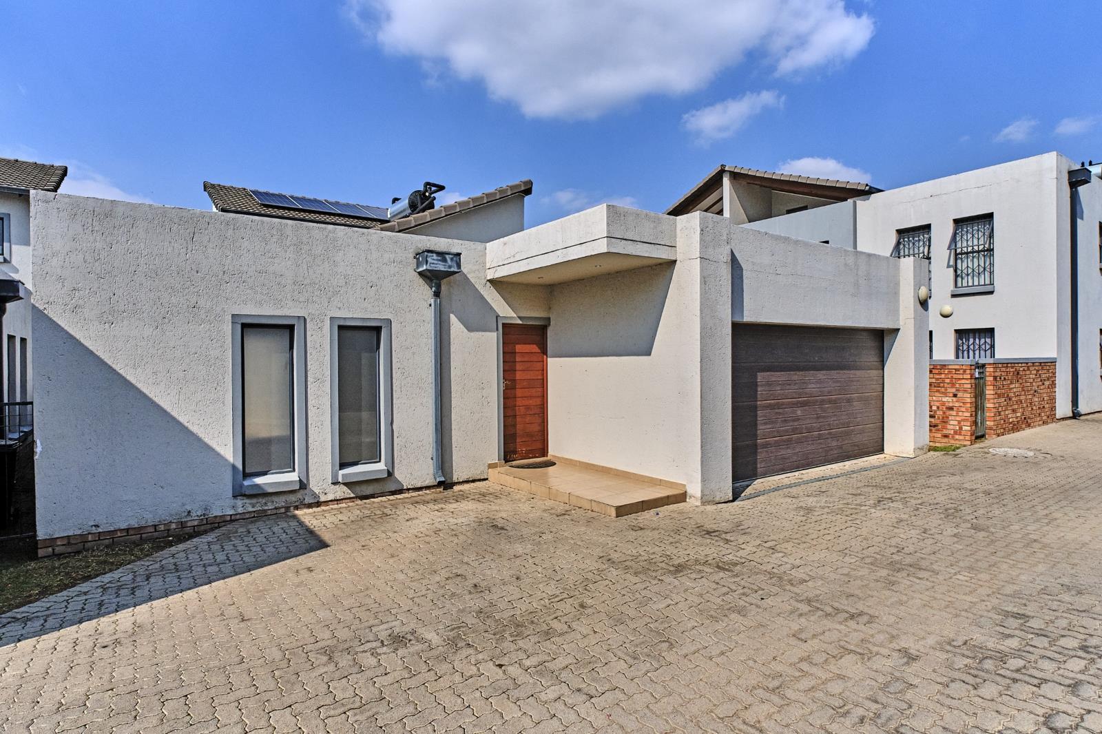 4 Bedroom House in Summerset