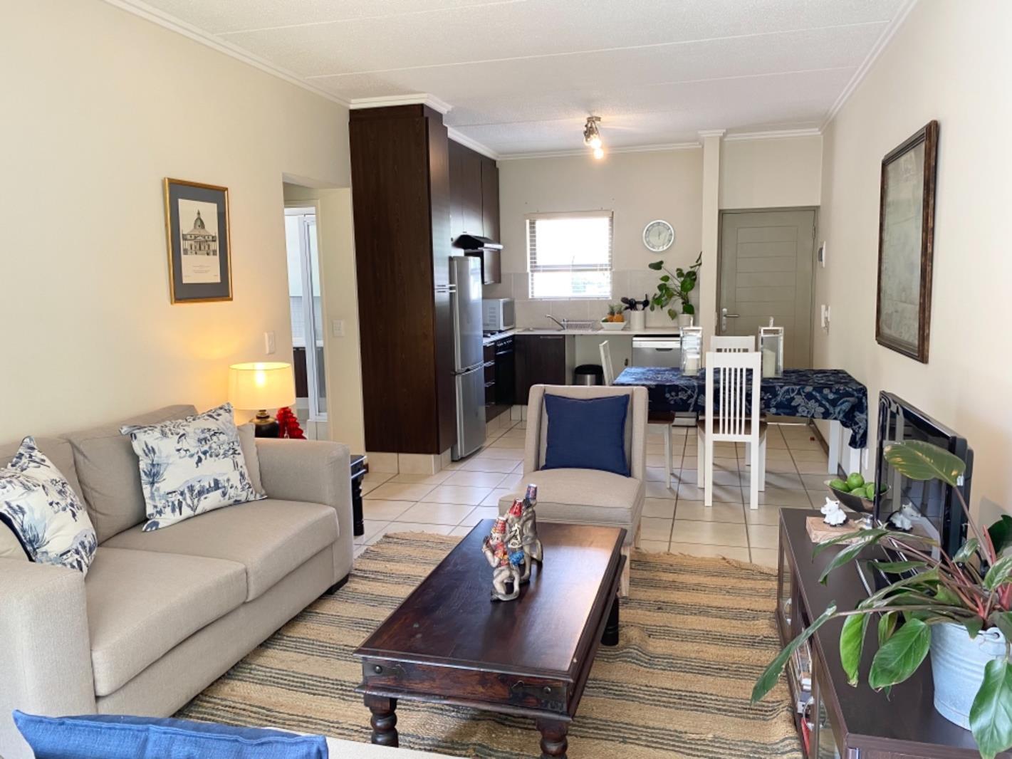 1 Bedroom Apartment in Bryanston