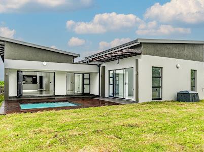 3 Bedroom House in Palm Lakes Estate