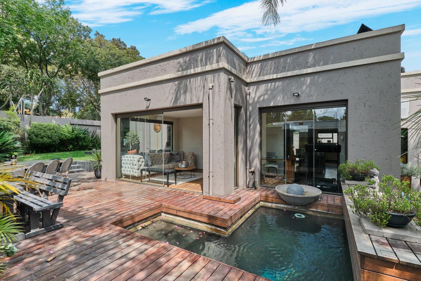 2 Bedroom House in Sunninghill
