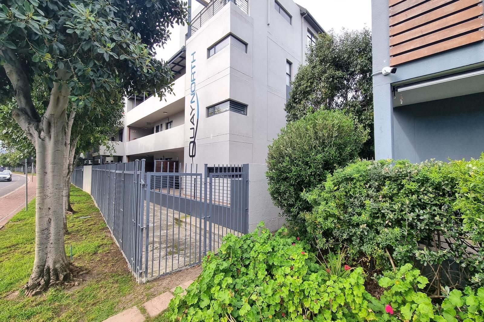 2 Bedroom Apartment in Century City