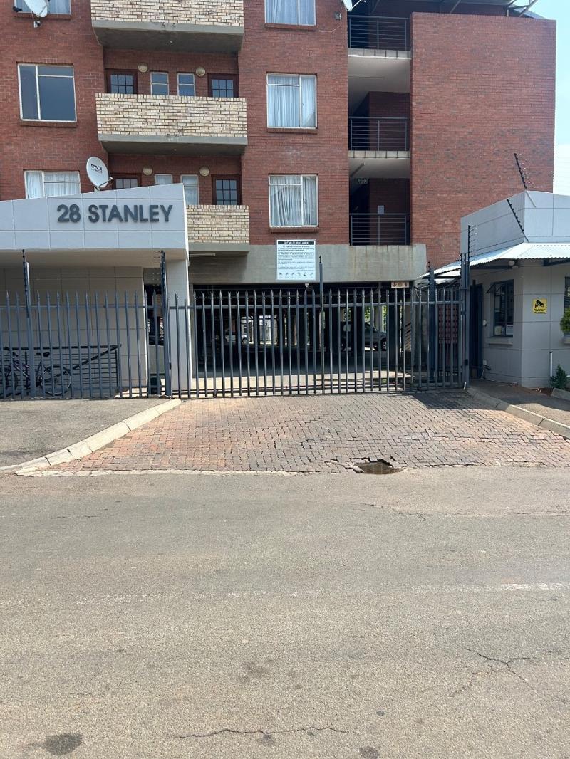 2 Bedroom Apartment in Braamfontein Werf