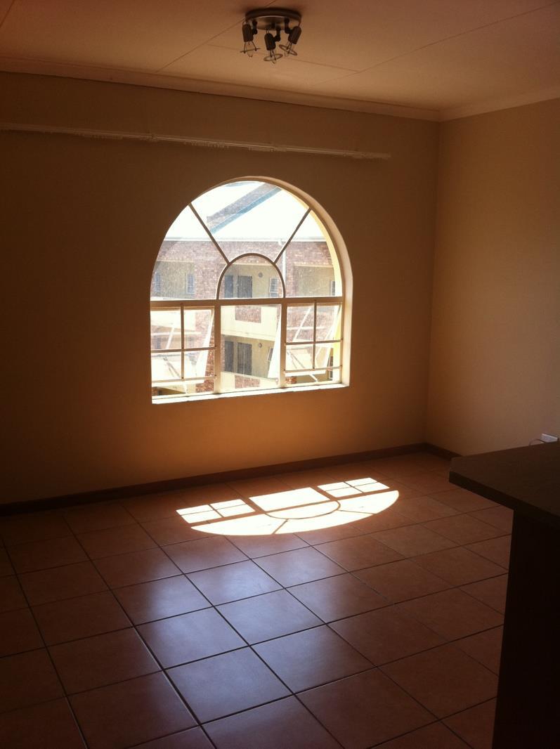 1 Bedroom Apartment in Halfway House