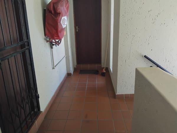 2 Bedroom Townhouse in Aeroton