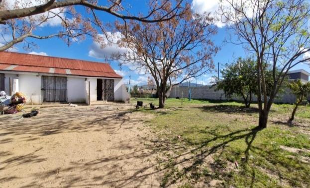 3 Bedroom House in Chatsworth