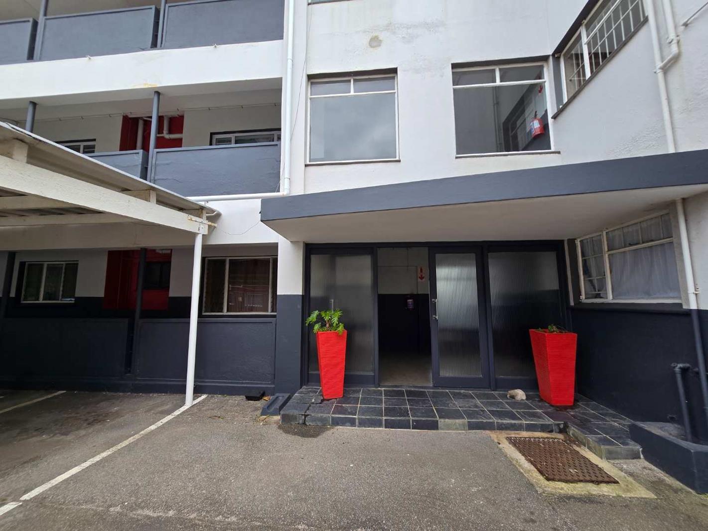 2 Bedroom Apartment in Newton Park