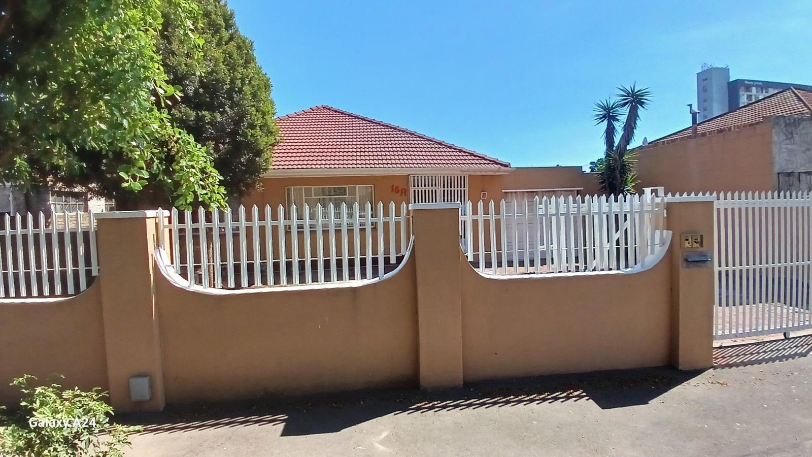 5 Bedroom House in Townsend Estate