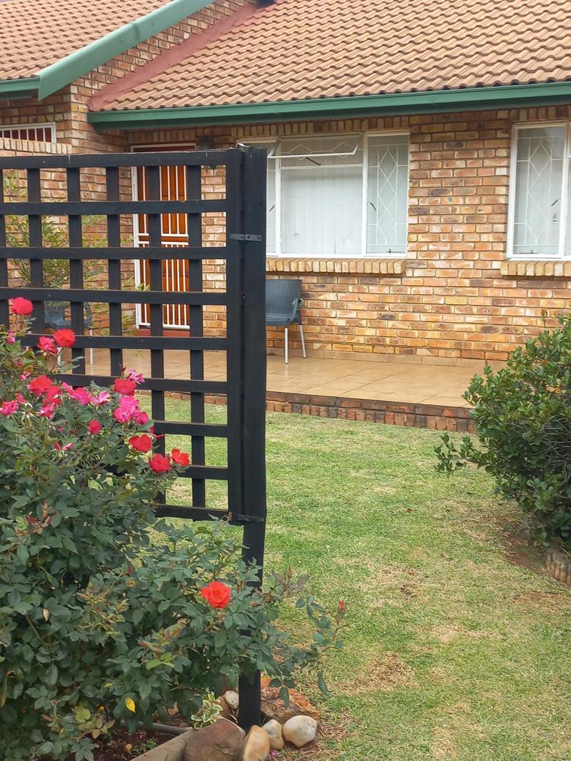1 Bedroom Garden Cottage in Bredell AH