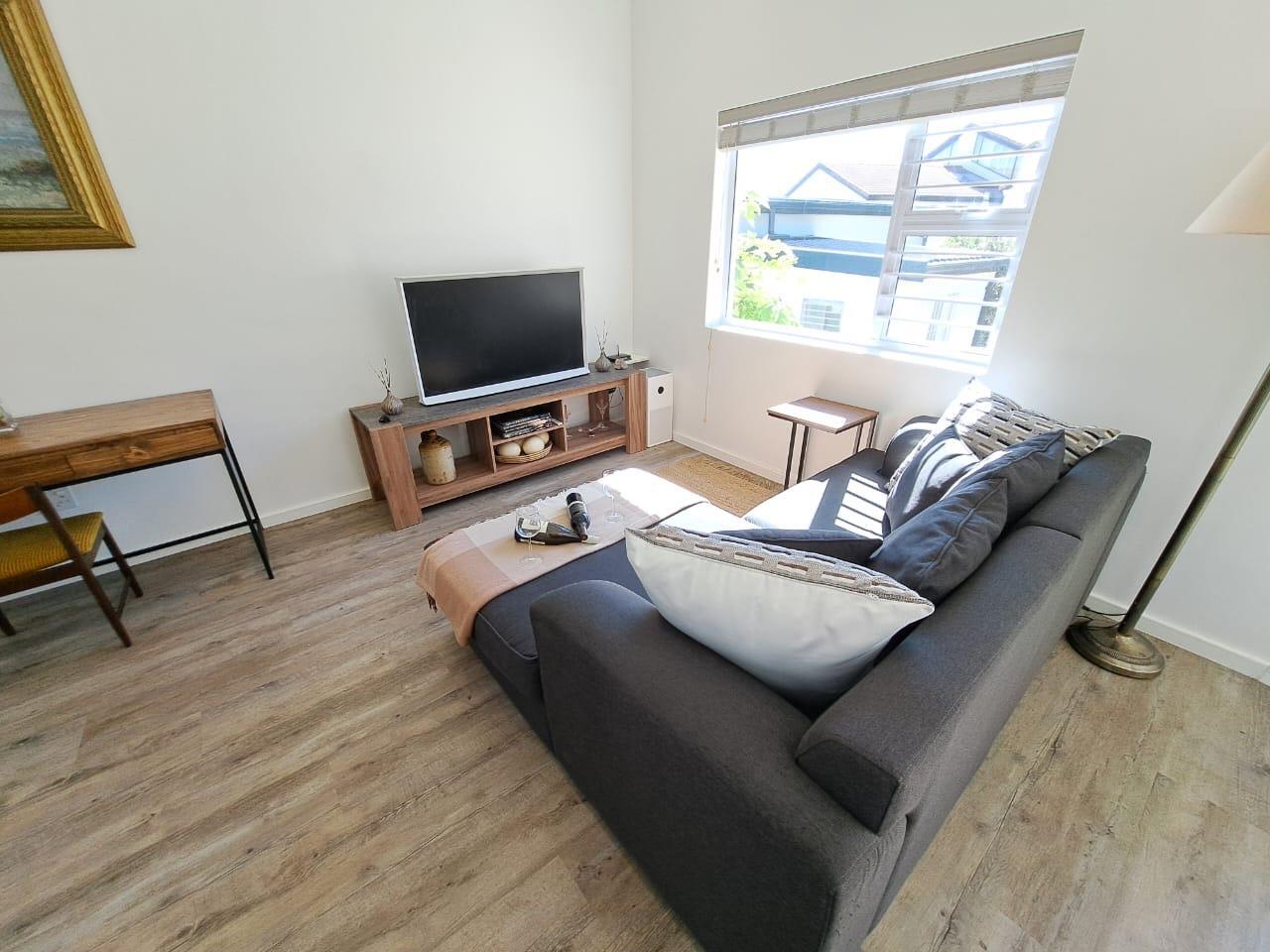 1 Bedroom Garden Cottage in Camps Bay