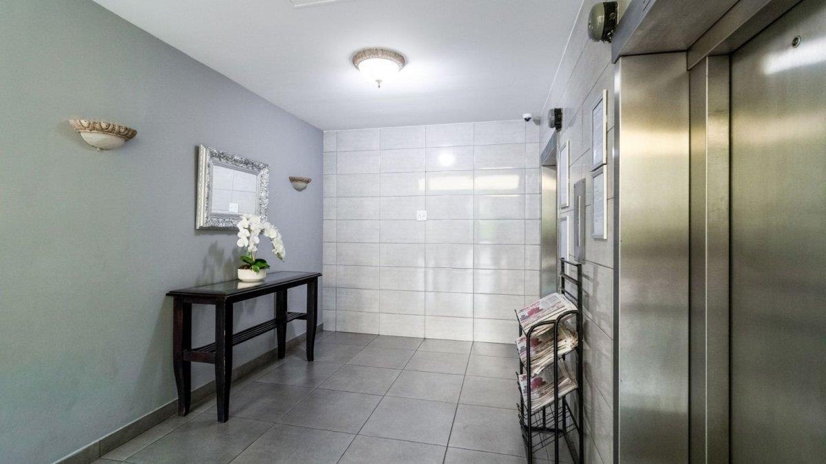 1.5 Bedroom Apartment in Bedford Gardens