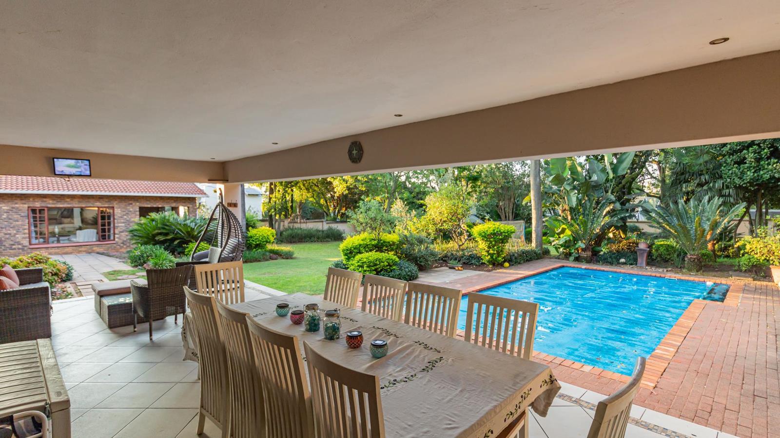 4 Bedroom House in River Club