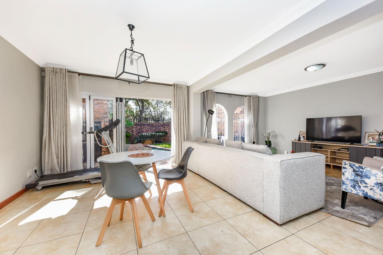3 Bedroom Townhouse in River Club