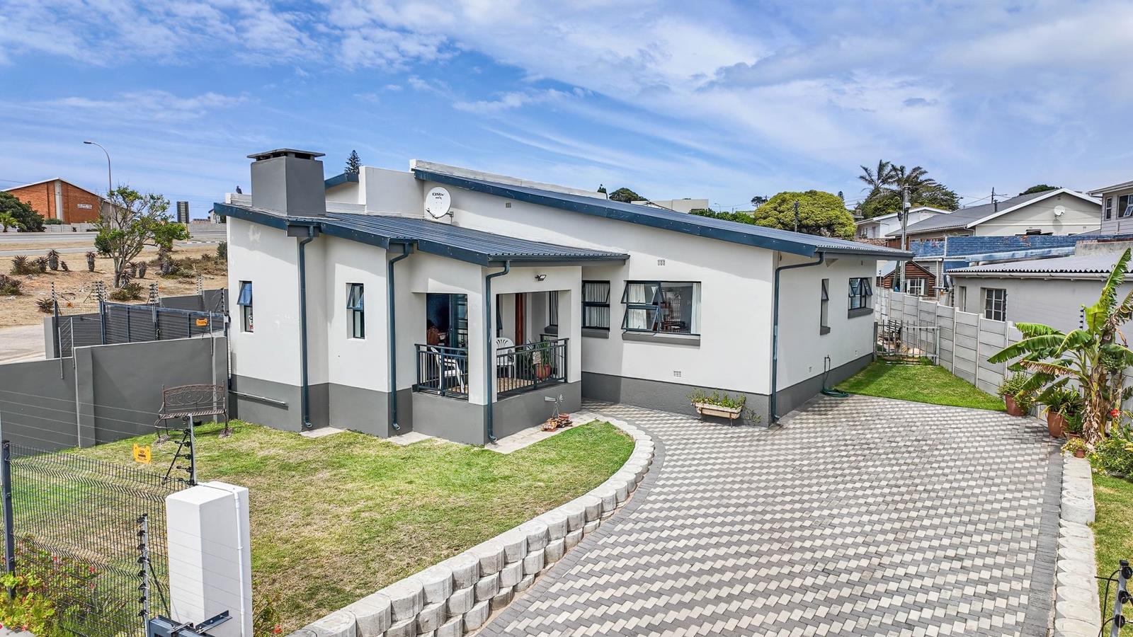 3 Bedroom House in Da Nova
