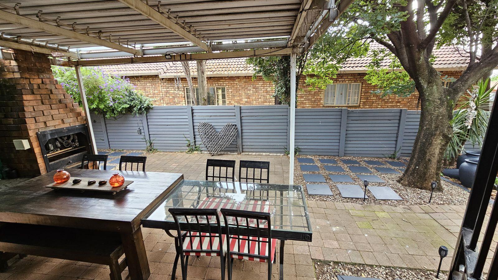 3 Bedroom Townhouse in Highveld