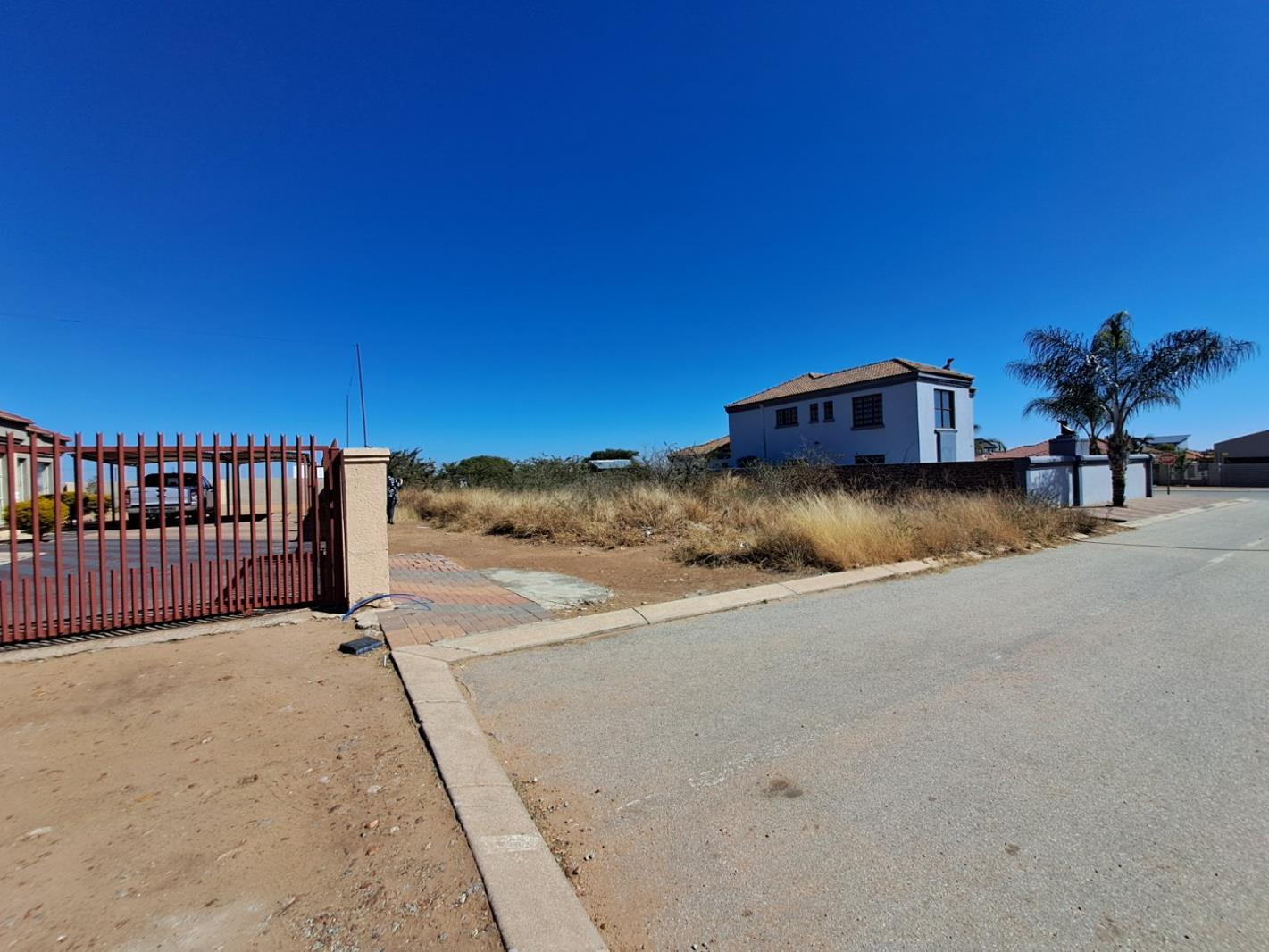 601 m² Land available in Serala View