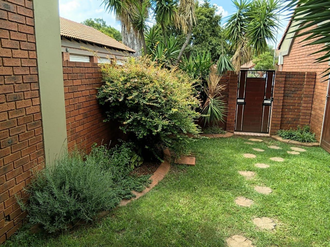 2 Bedroom Townhouse in Eco Park