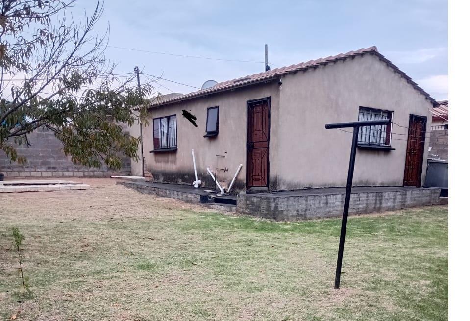 2 Bedroom House in Kagiso