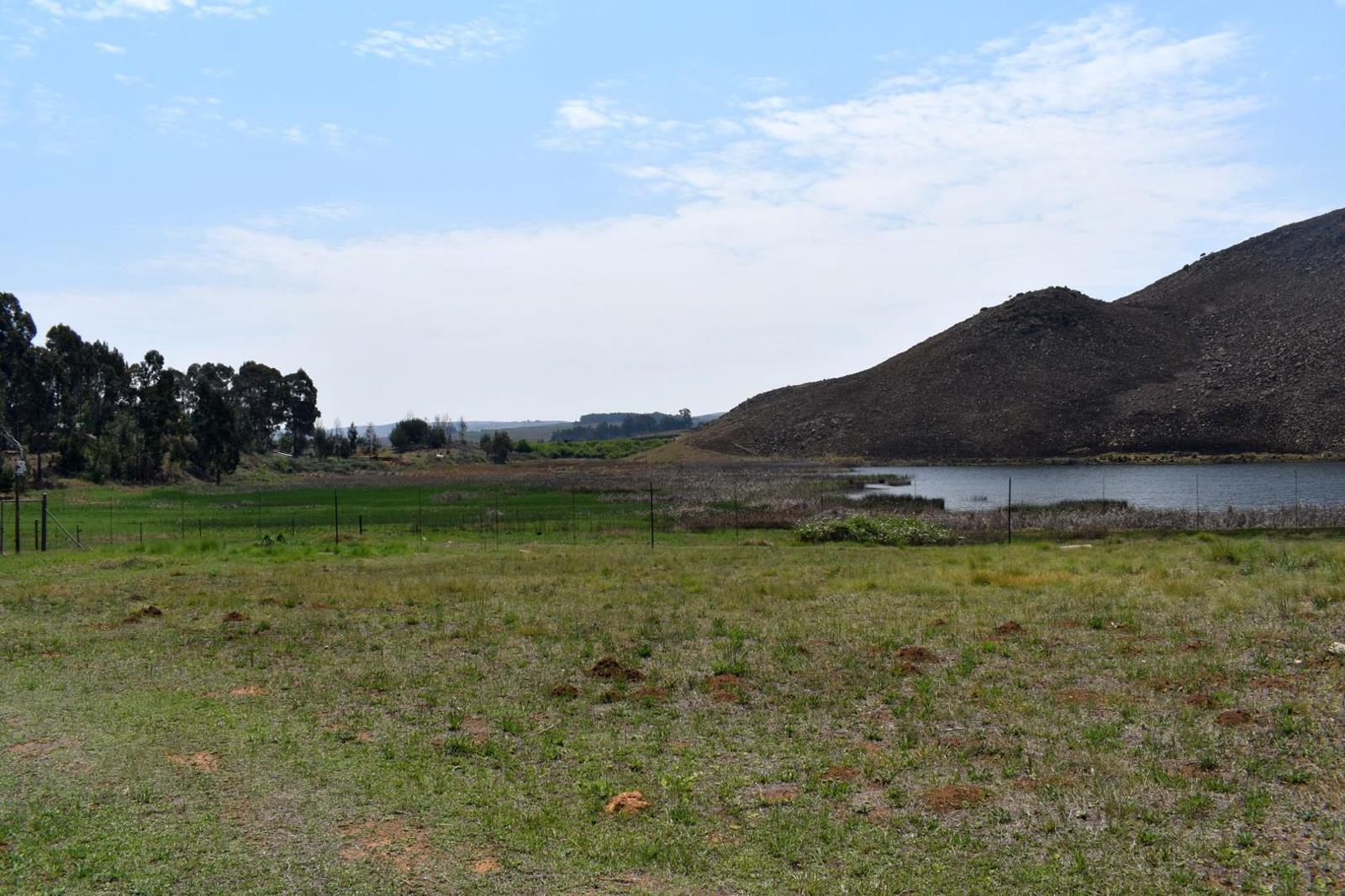 1 326 m² Land available in Dullstroom