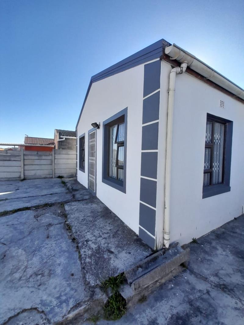3 Bedroom House in Philippi