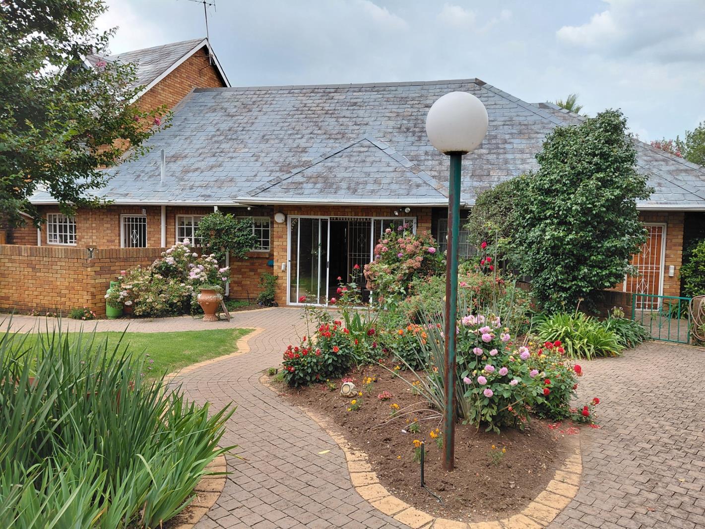 4 Bedroom House in Essexwold