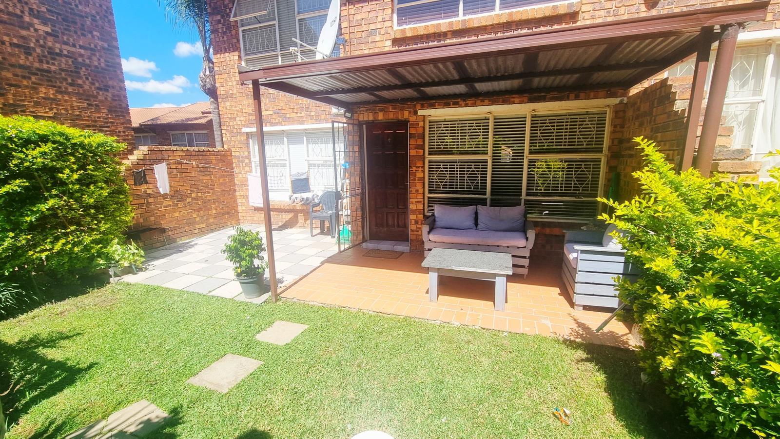 2 Bedroom Apartment in Vorna Valley